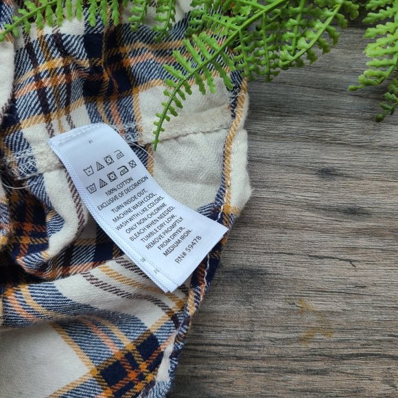 Kids Tommy Bahama Plaid Flannel Button-Up Shirt - Picture 2 of 10